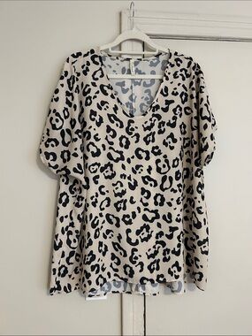 Neutral Leopard Print V-Neck Blouse